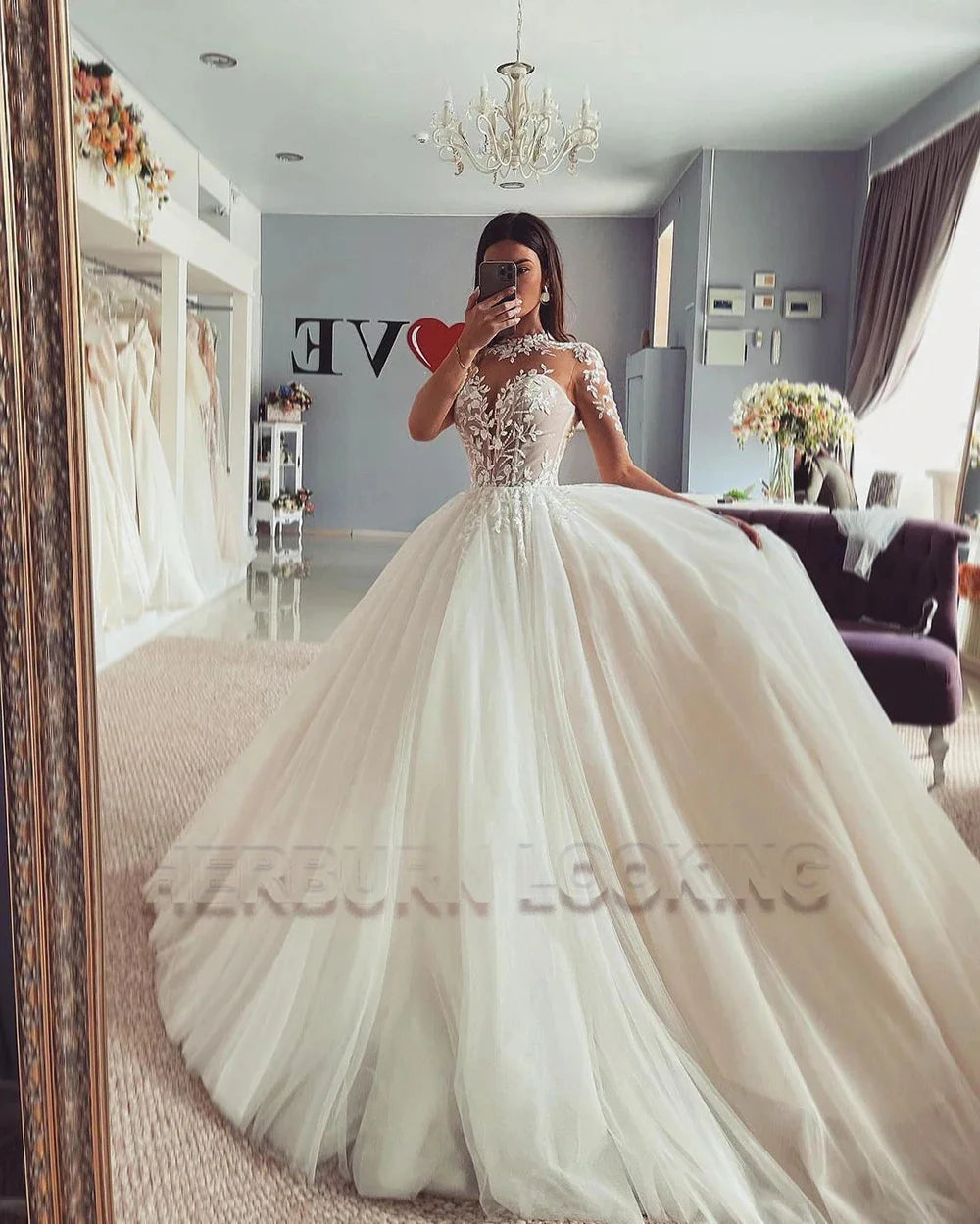 HERBURN Vintage Long Sleeves Wedding Dresses for Women Lace Appliques Lace Up Sweep Train Tulle Vestidos De Novia Customized